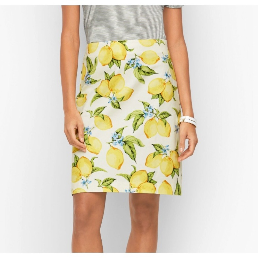 Talbots Canvas A-Line Skirt in Lemon Blossom Size 6Petite